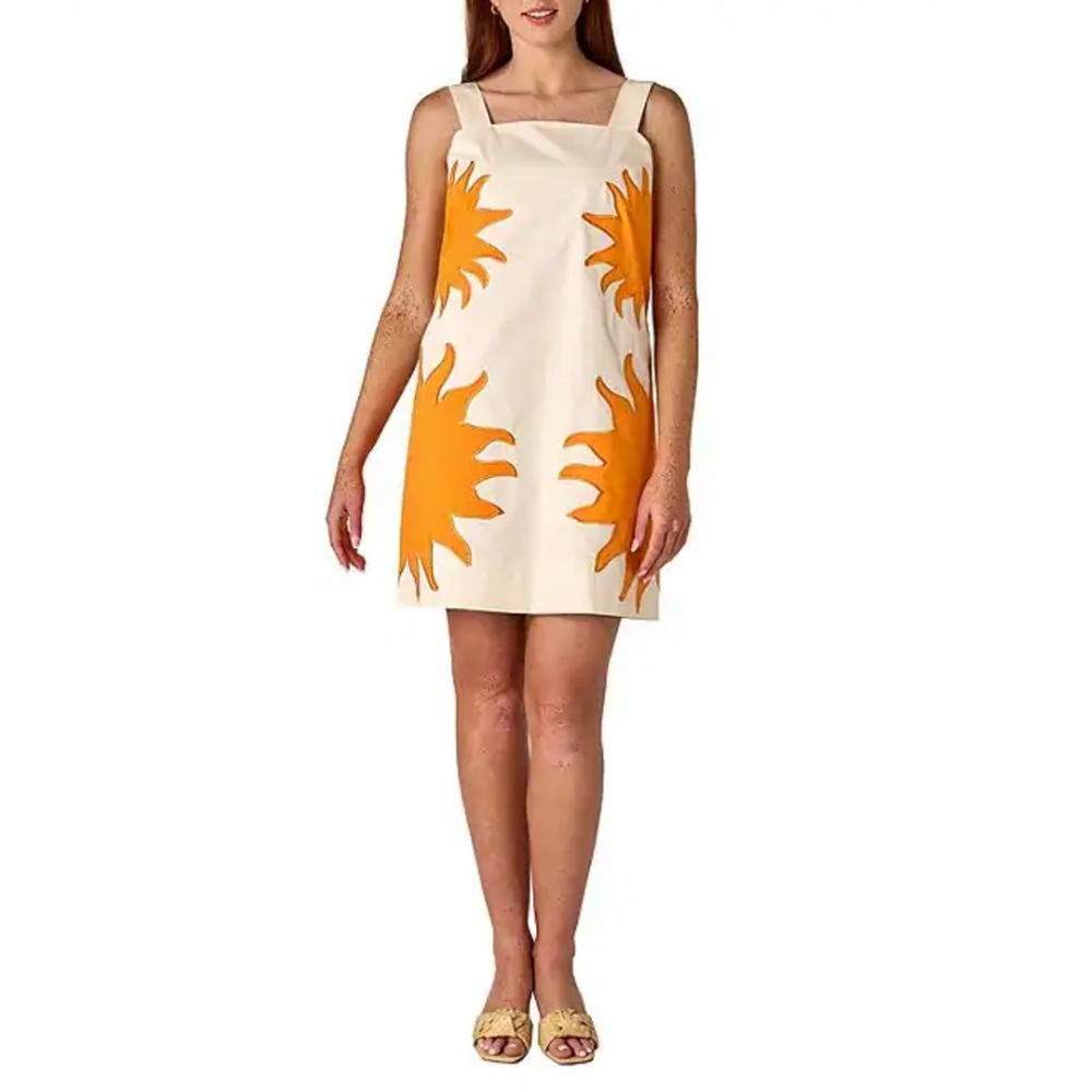 CROSBY by Mollie Burch
Warren Sunburst Printed Square Neck Sleeveless Shift Dres